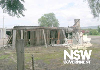 Farmhouse (Collapsed) & outbuildings