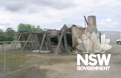 Farmhouse (Collapsed) & outbuildings