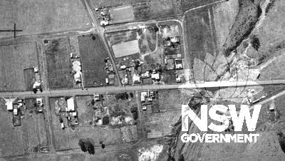 1947 Aerial Photograph of the Werrington area showing the buildings on the former Tannery site.  The old cottage on lot 8 is still present and there is evidence of old dams and workings on the site.  There is also evidence of two small buildings on Lot 54