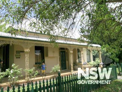 Victorian Villa-street frontage