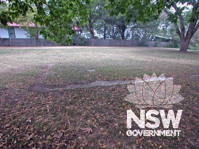 Police Station, Emu Plains (Former)- stone footings of former slab cottage evident