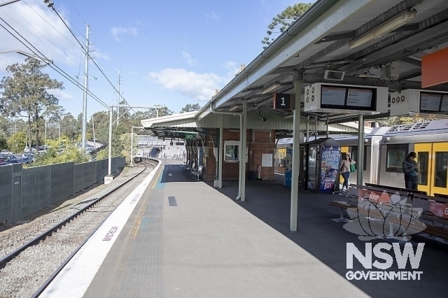 Beecroft Railway Station - Platform 1 modern awning leading to platform building.