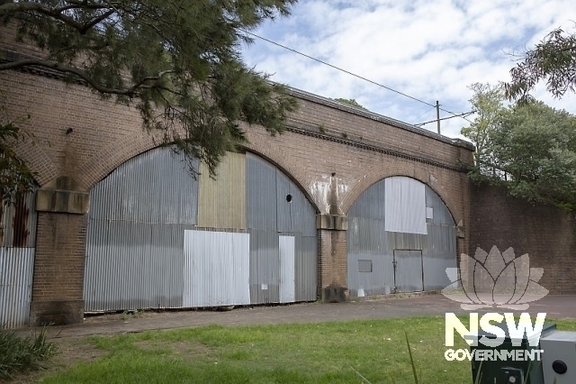 Glebe Viaducts (Jubilee Park/ Wentworth Park) - Jubilee Park, last 3 west arches are used as sheds