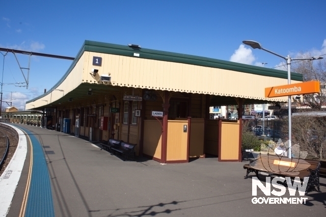 Katoomba Railway Station and Yard Group - Station building