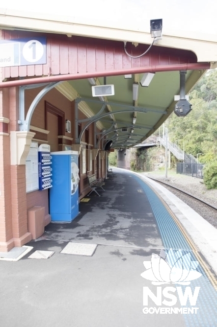 Helensburgh Railway Station Group - Platform 1