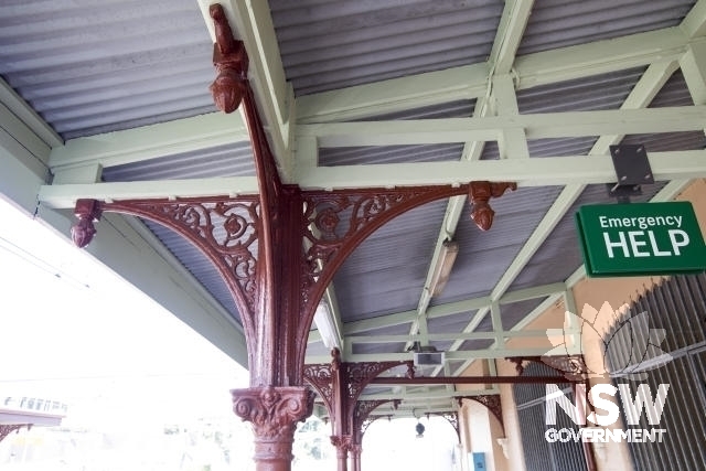 Tempe Railway Station - Platform 1, Awning detail