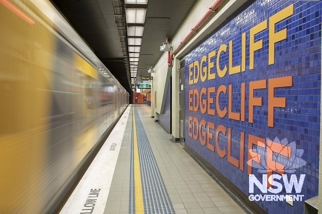 Edgecliff Railway Station - Signage on tiled wall and platform