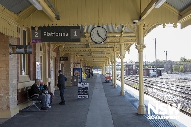 Albury Railway Precinct - Clock and awning looking north.