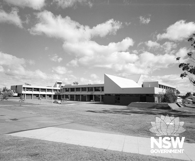 RAN apprentice school (Block T1 viewed from the east), nd