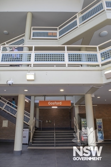 Gosford - Station entrance