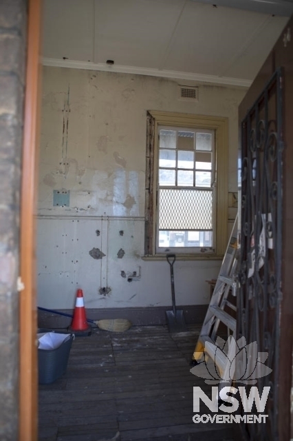 Flemington Railway Station - Platform 1/2 Current internal renovation.
