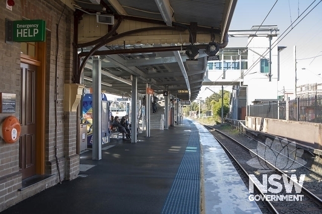 Flemington Railway Station Group - Platform 4, Original and modern awning and footbridge.