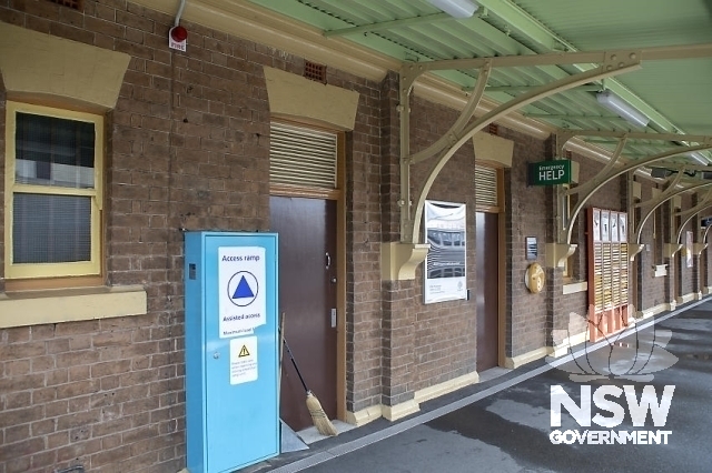 Ingleburn Railway Station Group - Platform 1 building and detail.