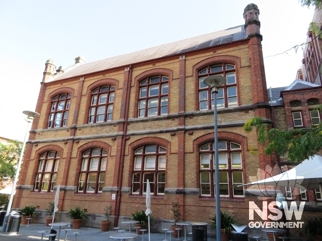 Building I: West façade