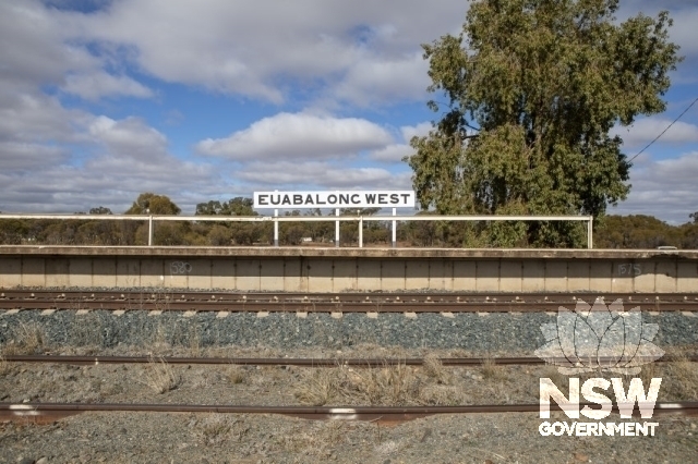 Euabalong West Railway Station - Concrete slab platform and sign.