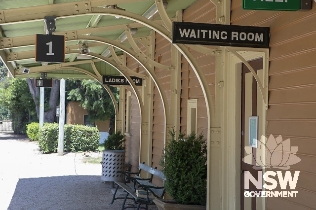 Exeter Railway Station Group - Under awning details and signs, platform 1