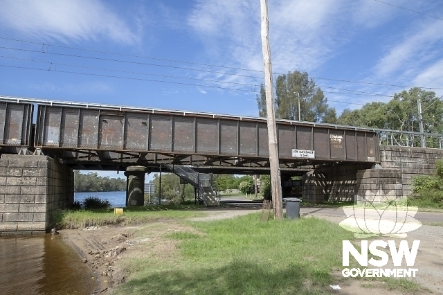 Dora Creek Railway Underbridge - Western side
