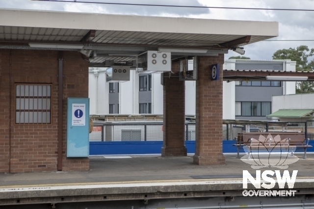 Rooty Hill Railway Station Group - Platform 3 building, waiting area.