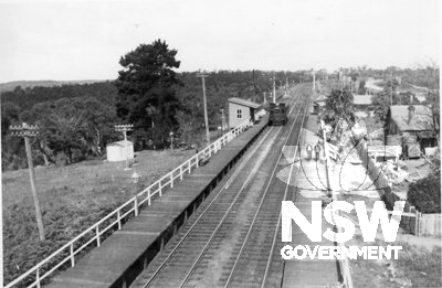 Cowan Railway Station - Station viewed from signal at north end of platforms. Passenger shelter on U