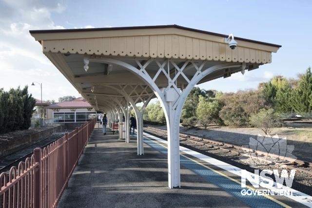 Orange Railway Precinct - Platform, awning and unused platform