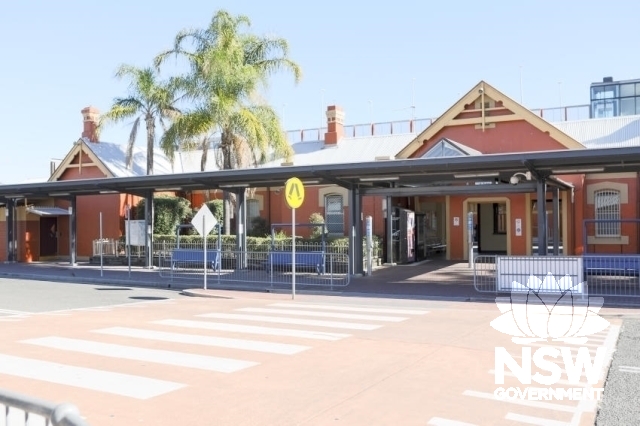 Wollongong Railway Station Group - Eastern access to Platform 2