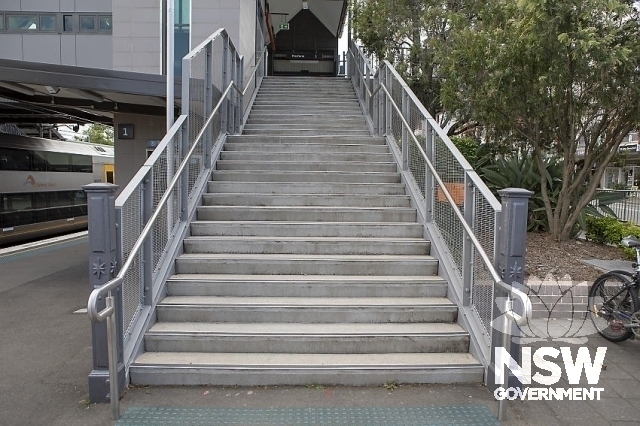 Lindfield Railway Station Group - Platform 1 newel posts star design.