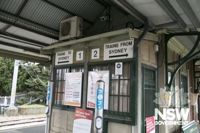 Lawson Railway Station - Signal box