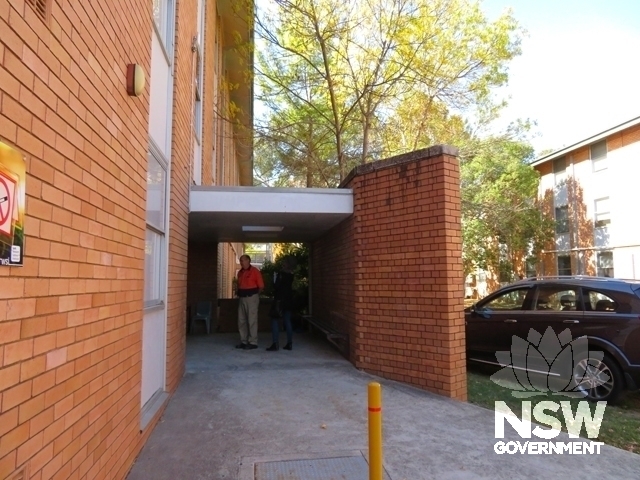 Block T2A: Entry portico