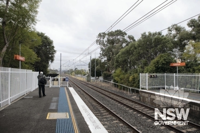 Guildford Railway Station - End of Platform 1, Looking North