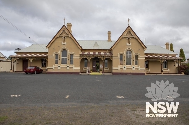 Tenterfield Railway Precinct - Station building approach side