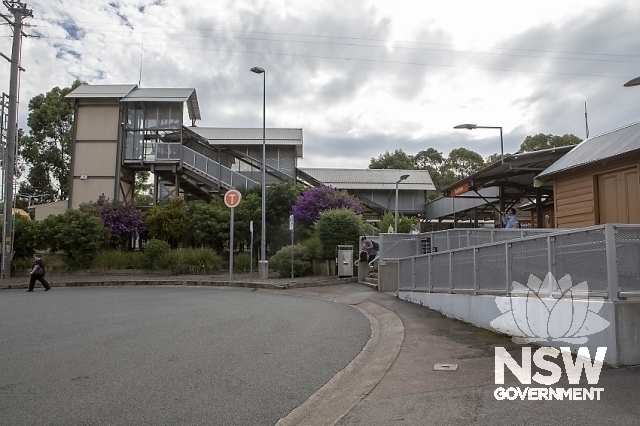 Fassifern Railway Station Group - Turning circle and approach to the station
