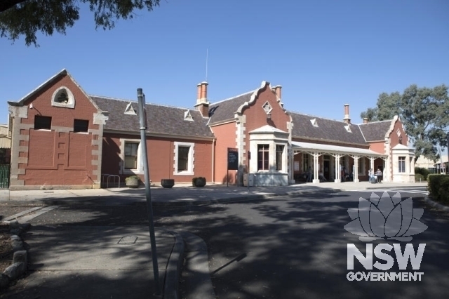 Bathurst Railway Precinct - Station Building from Carpark.