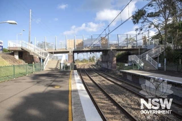 Scarborough Railway Station Group-Looking south to footbridge