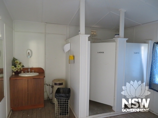 Block B: Toilets on west verandah with original partitions
