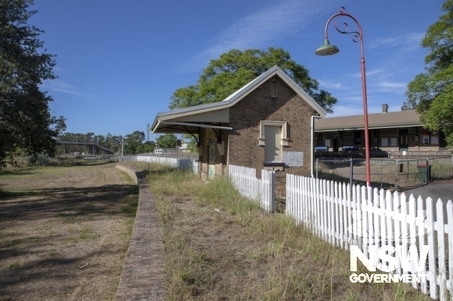 East Maitland Railway Precinct - Former branch line - platform, building and lamp