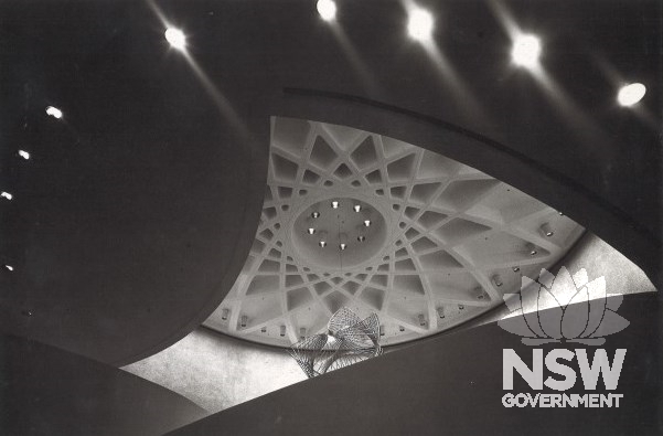 Nervi-desinged ceiling in Theatre Royal with suspended Charles O. Perry’s “Mercator”