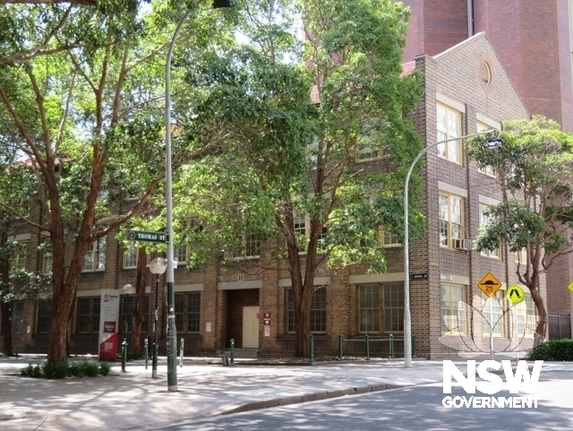 Building H south section: Viewed from the south-west in Thomas Street with Building G behind