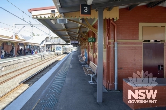 Rockdale Railway Station Group - Platform 3 from the North