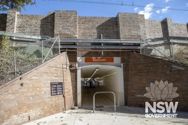 Beecroft Railway Station - East side entrance to Sutherland Rd