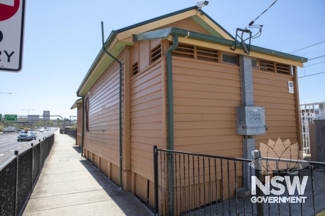 Bombo Railway Station Group - Station building south and western elevations.