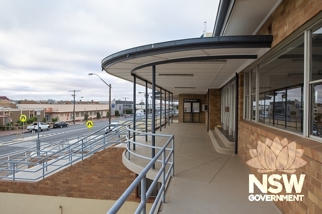 Broken Hill Railway Precinct - Curved awning on the verandah