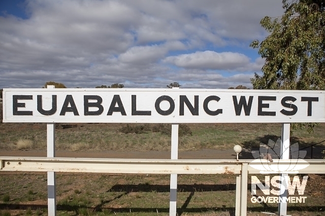 Euabalong West Railway Station - EUABALONG WEST sign