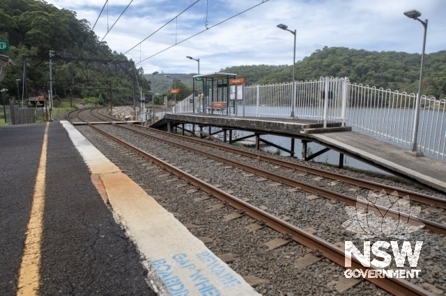 Wondabyne Railway Station - Looking north