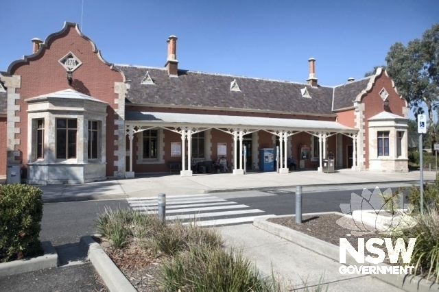 Bathurst Railway Precinct - Station Building from Carpark.