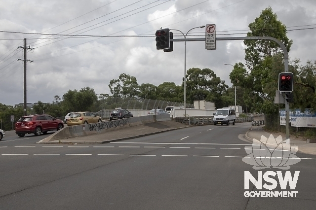 Blacktown (Sunnyholt Road No.2) Overbridge - From the Northern approach