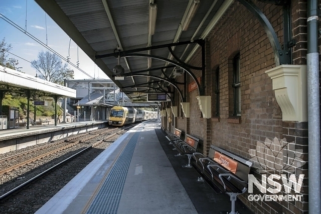 Croydon Railway Station Group - Platform 4 awning and building.