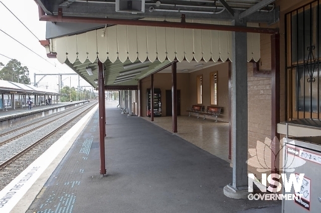 St Marys Railway Station Group - Awning detail on Platform 3/4