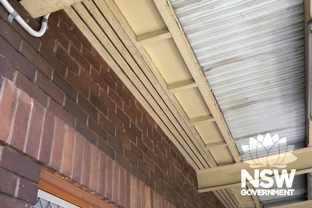 Cringila Railway Station Group - Under awning detail and steel beams.