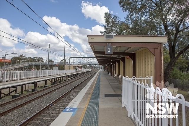 Leightonfield Railway Station Group - View to the west on Platform 1