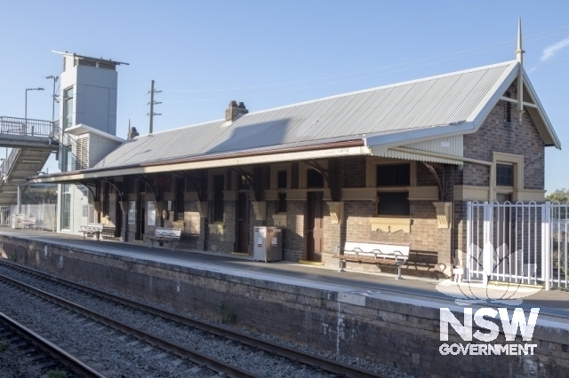 Thornton Railway Station - Platform 2 Building